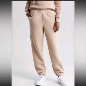 NWOT Naked Wardrobe Oversized Joggers Sweatpants in nude Size M